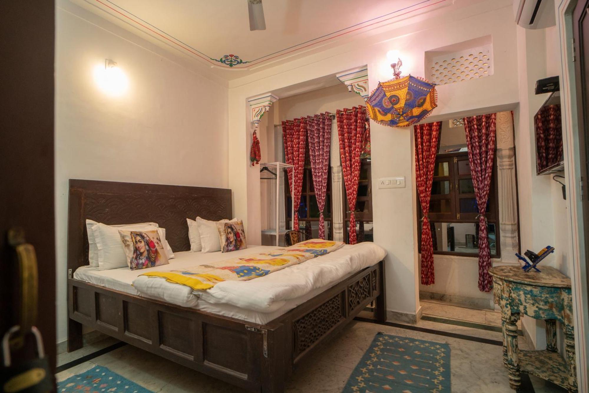 Soham Haveli Udaipur Vandrarhem Exteriör bild