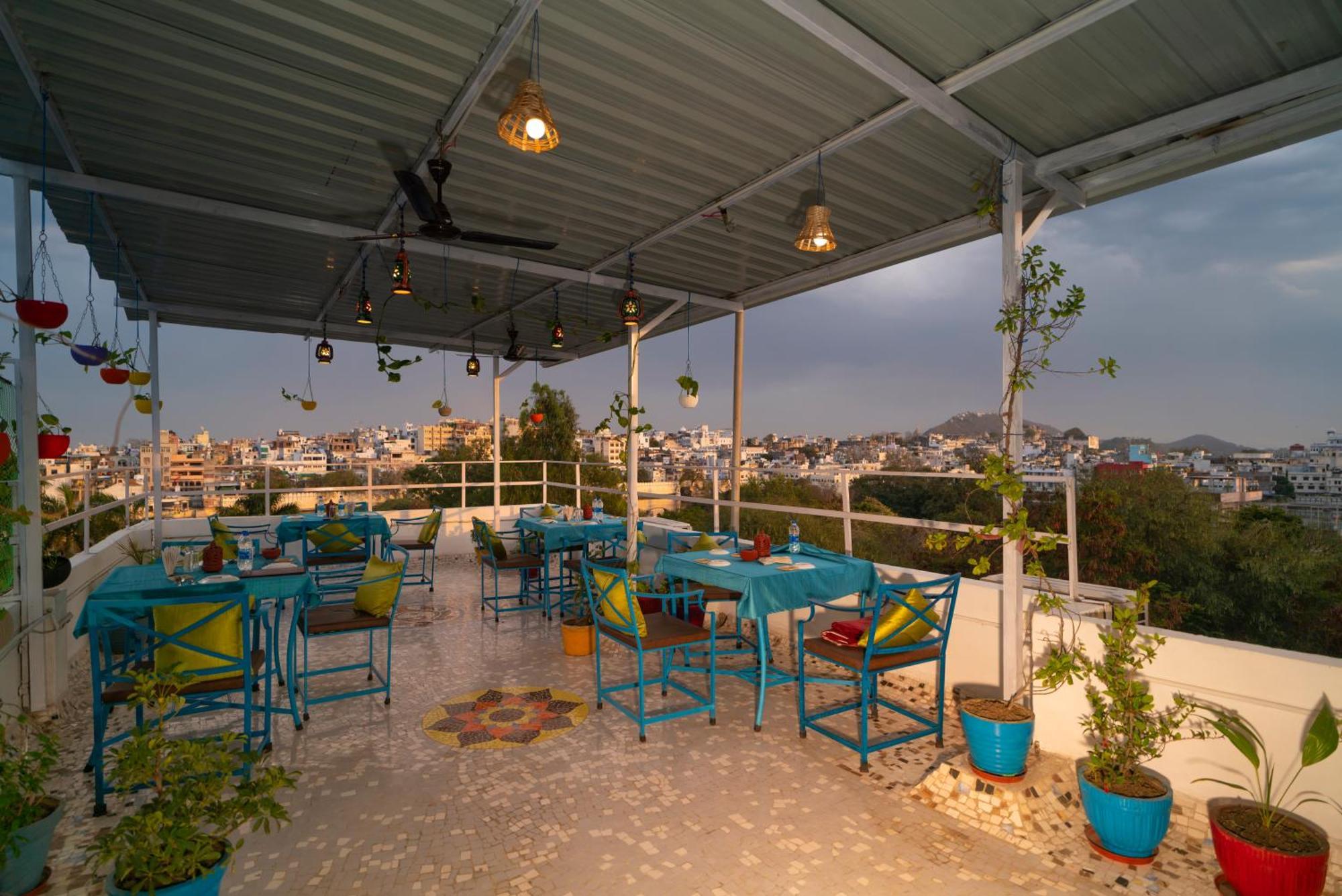 Soham Haveli Udaipur Vandrarhem Exteriör bild