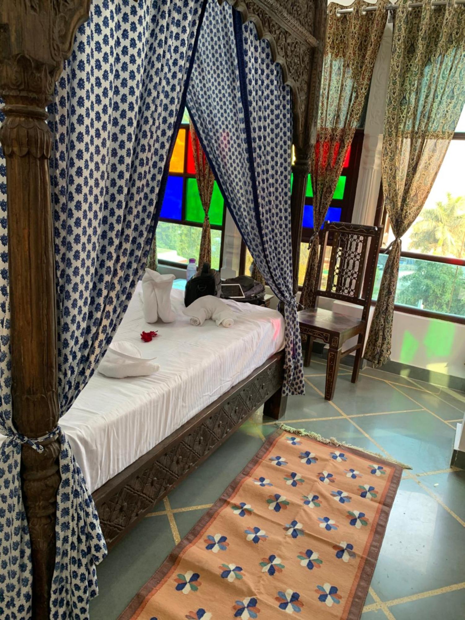 Soham Haveli Udaipur Vandrarhem Exteriör bild