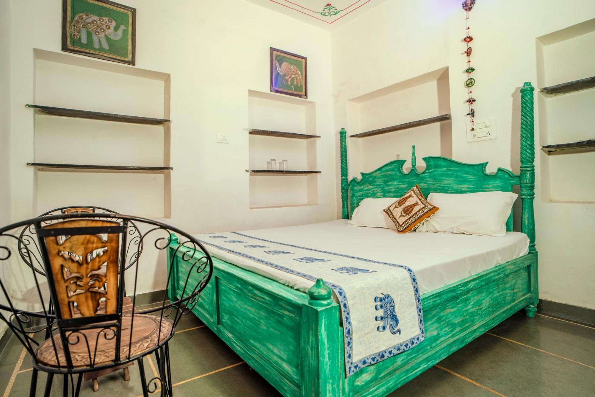 Soham Haveli Udaipur Vandrarhem Exteriör bild